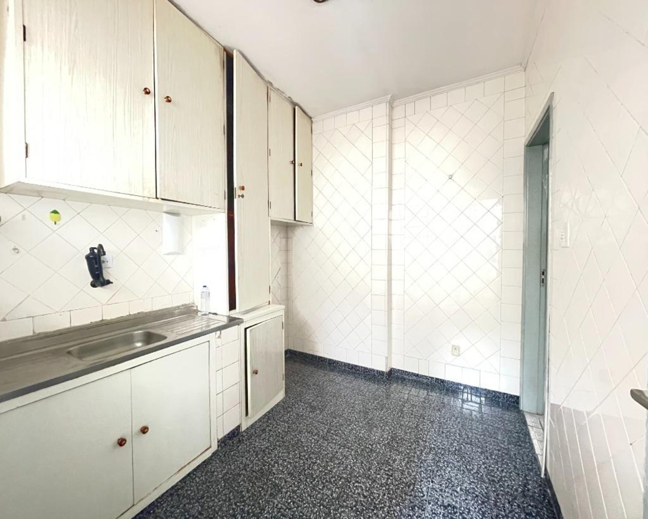 Apartamento à venda com 2 quartos, 65m² - Foto 15