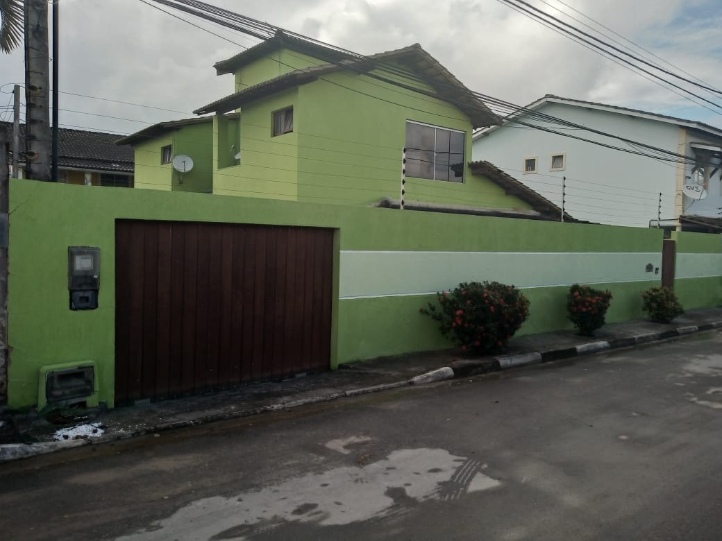CASA RESIDENCIAL em LAURO DE FREITAS - BA, IPITANGA