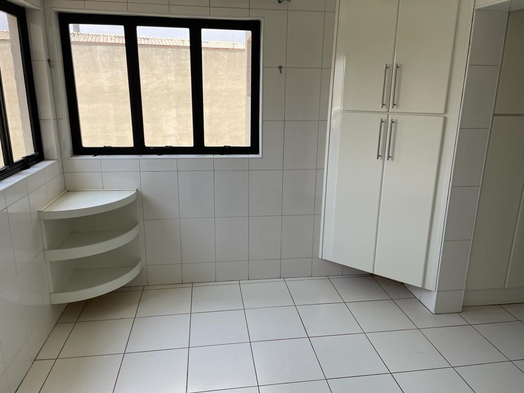 Jardim da Saúde 5 domitórios sendo 3 suítes 3 vagas 196m²