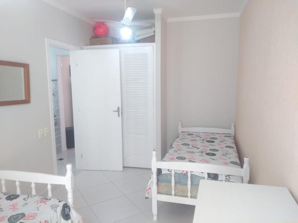 Guaruja enseada mobiliado 60m² apenas 7 minutos a pé até a p