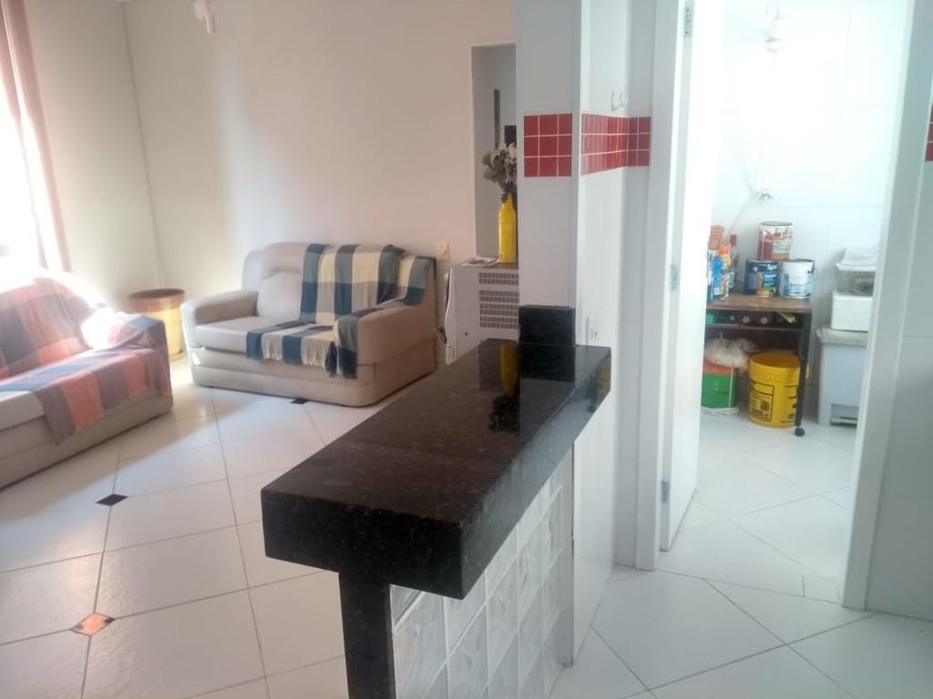 Guaruja Enseada Mobiliado 60m² apenas 7 minutos a pé até a praia