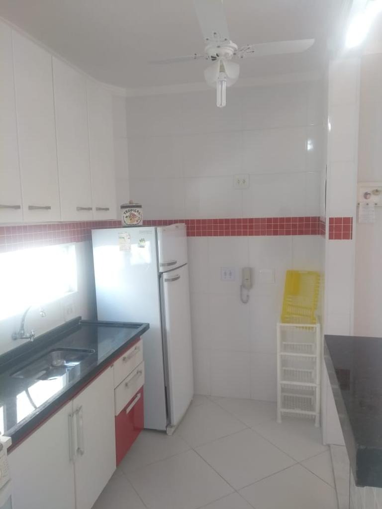 Guaruja Enseada Mobiliado 60m² apenas 7 minutos a pé até a praia