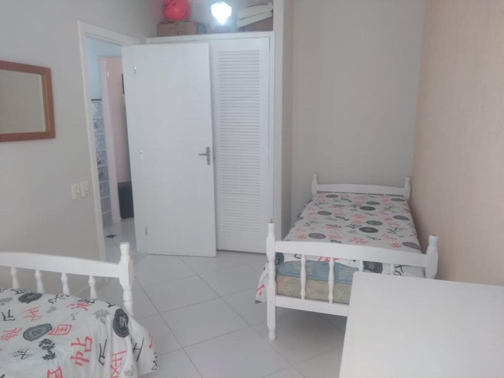 Guaruja enseada mobiliado 60m² apenas 7 minutos a pé até a p