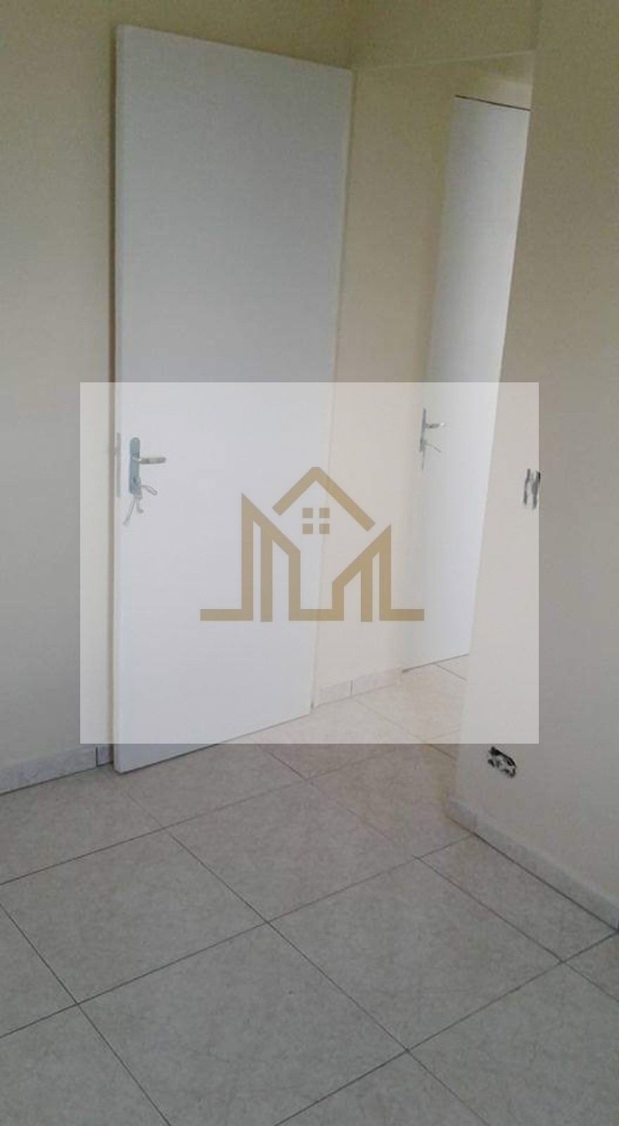 Jd. Celeste 2 dormitórios 1 vaga 54m²
