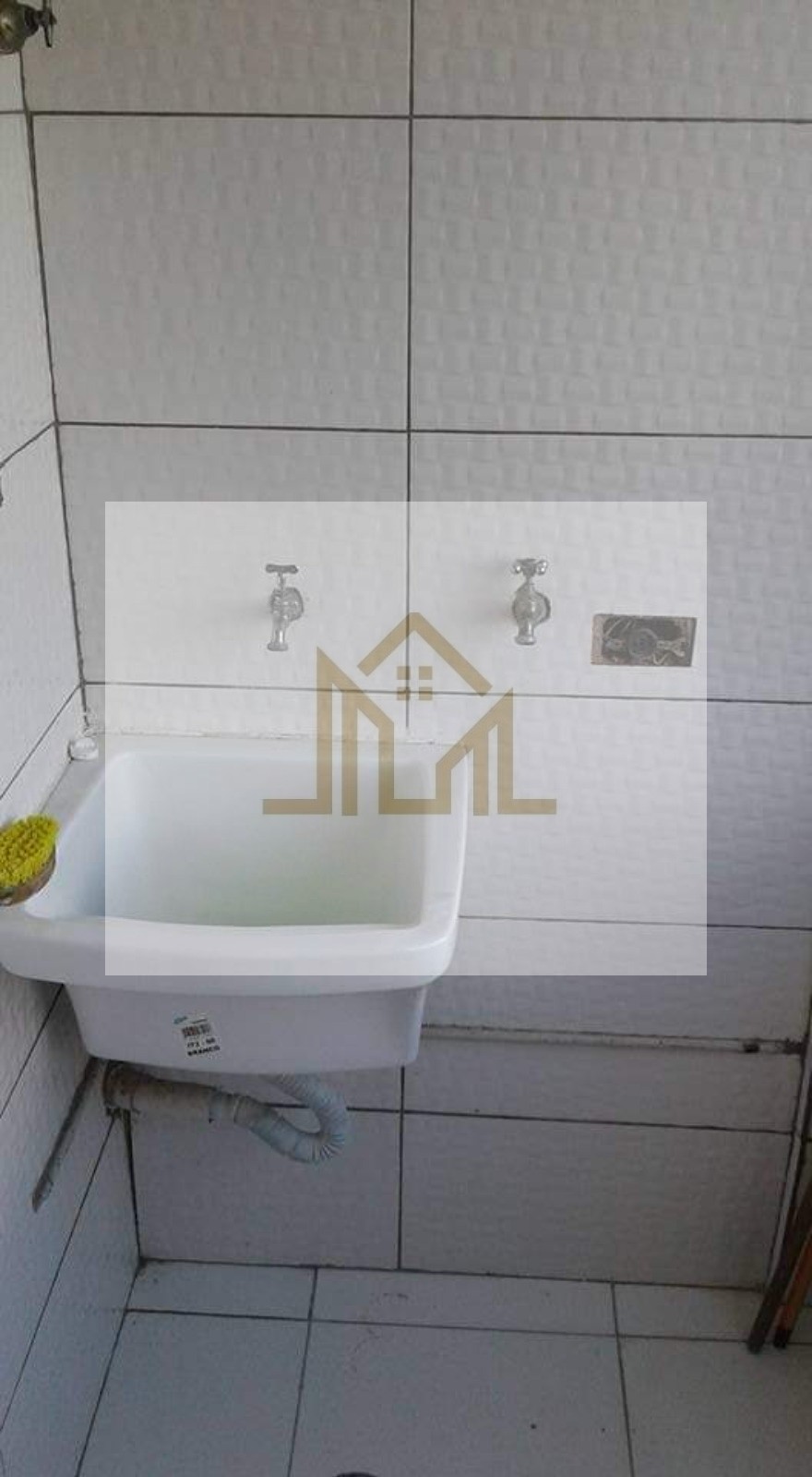 Jd. Celeste 2 dormitórios 1 vaga 54m²