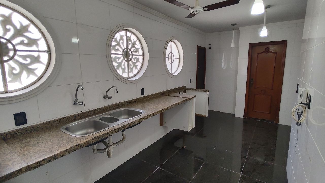 Sobrado, 4 quartos, 350 m² - Foto 10