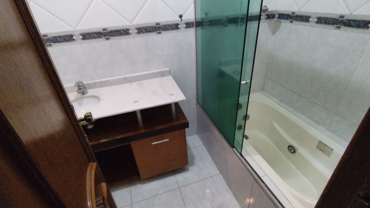Sobrado, 4 quartos, 350 m² - Foto 47