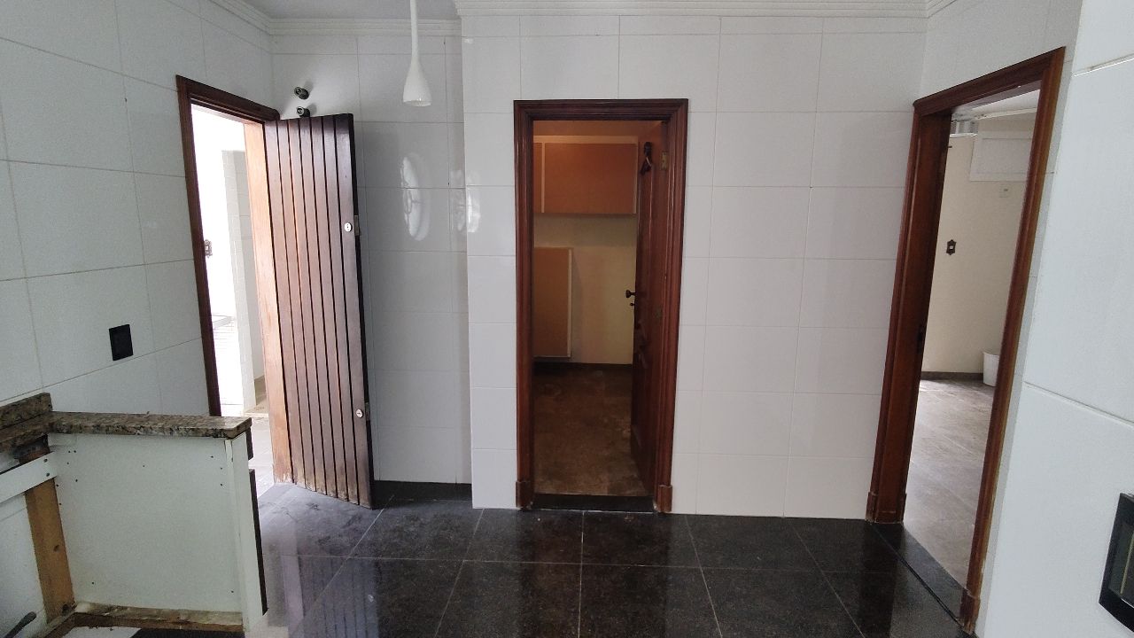 Sobrado, 4 quartos, 350 m² - Foto 14
