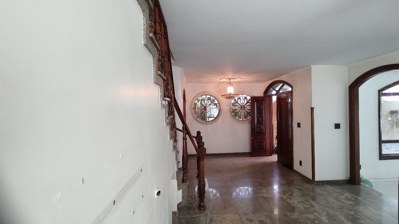 Sobrado, 4 quartos, 350 m² - Foto 2