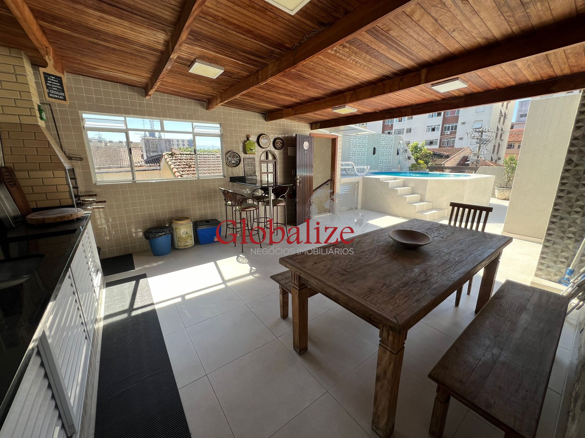 Sobrado, 3 quartos, 210 m² - Foto 1
