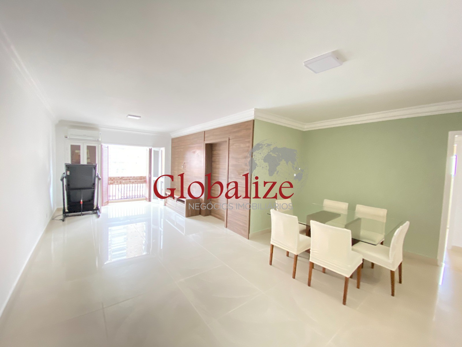 Apartamento à venda com 3 quartos, 132m² - Foto 1