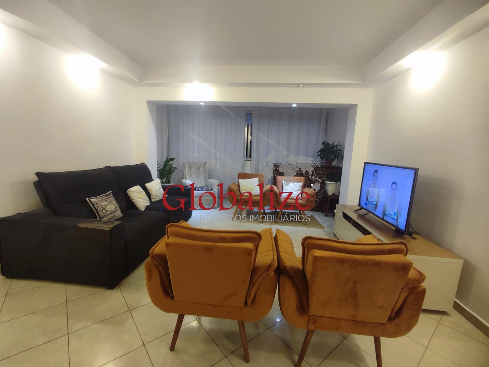 Apartamento à venda com 3 quartos, 167m² - Foto 1