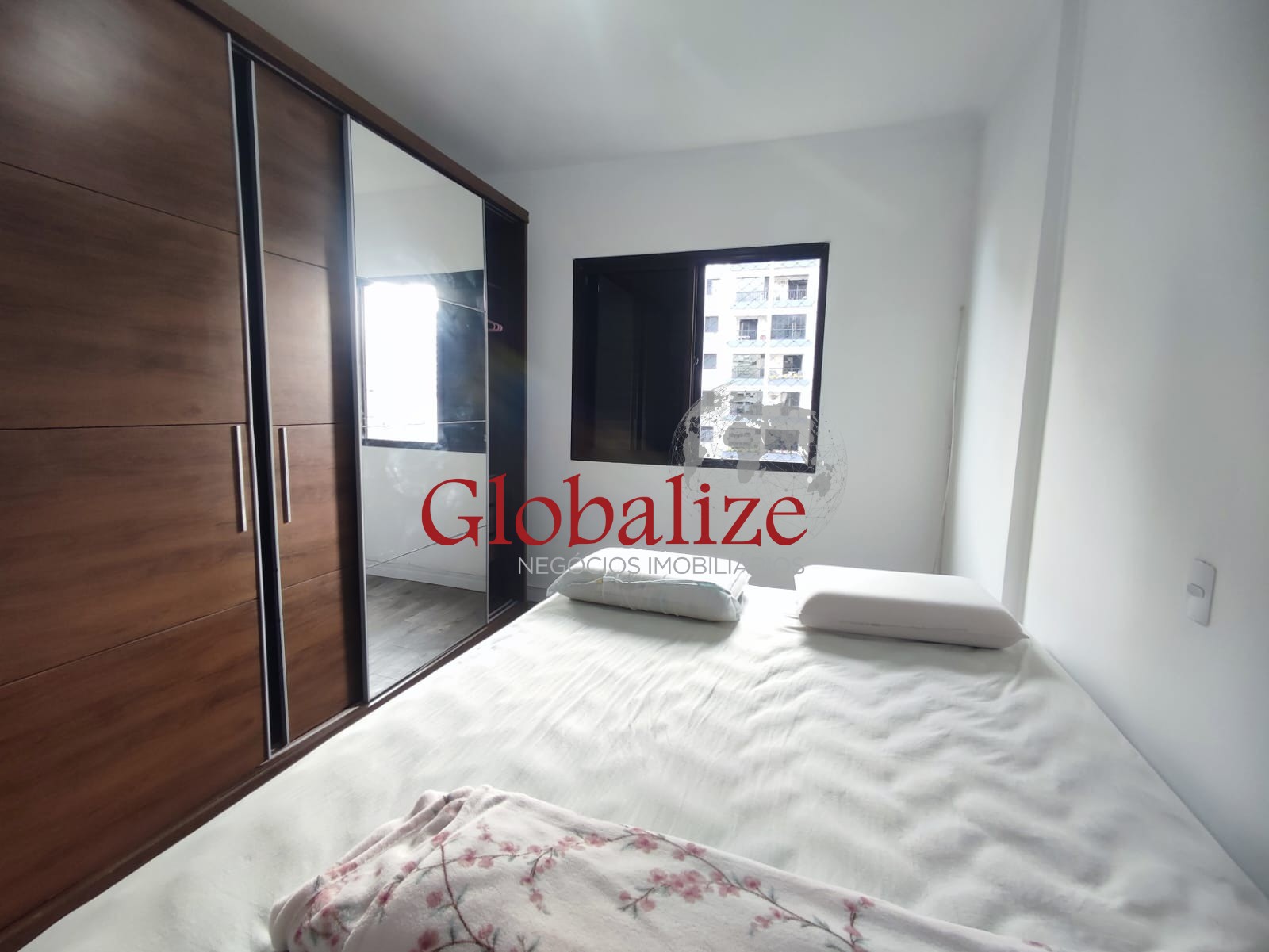 Apartamento à venda com 3 quartos, 96m² - Foto 8