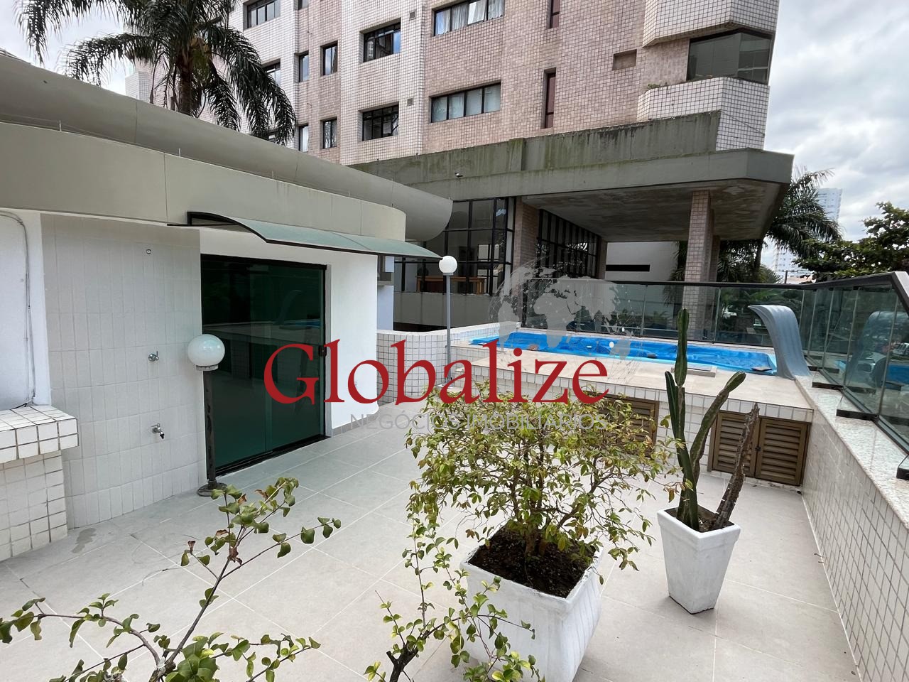 Casa, 3 quartos, 212 m² - Foto 1