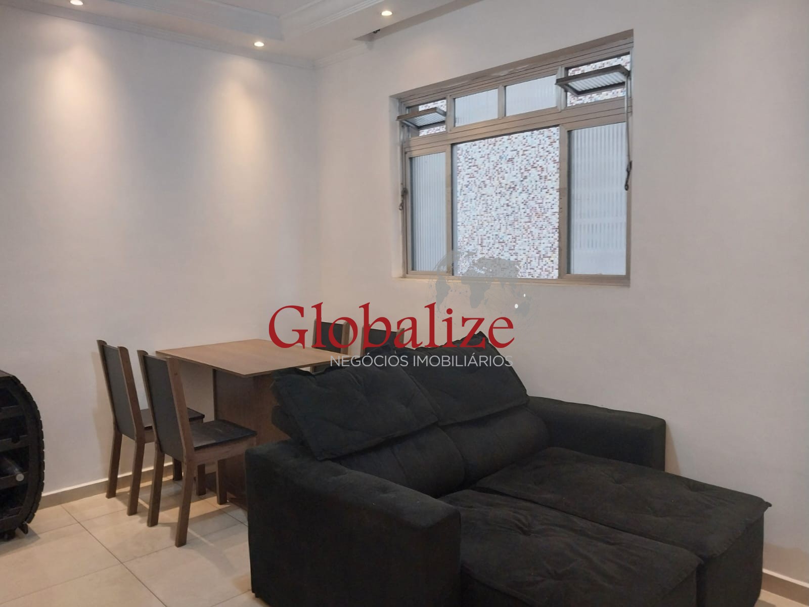 Apartamento à venda com 2 quartos, 68m² - Foto 2