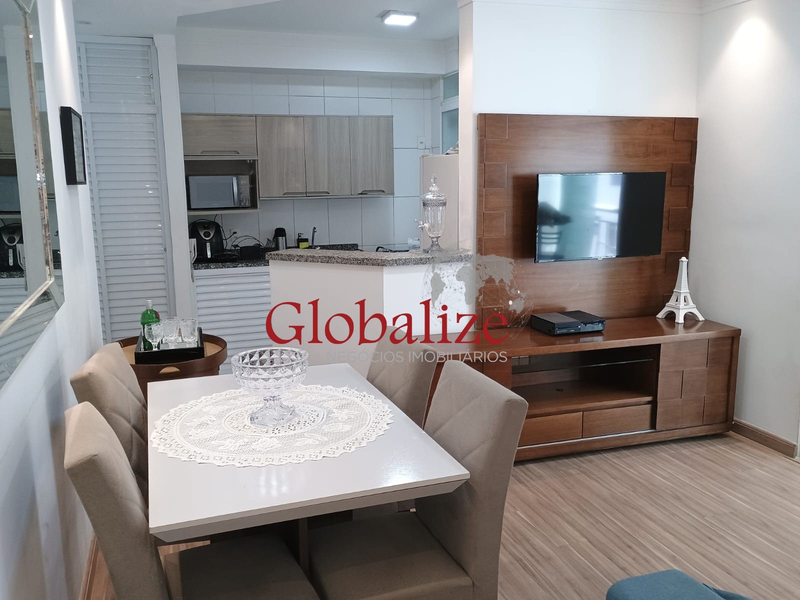 Apartamento, 2 quartos, 64 m² - Foto 1