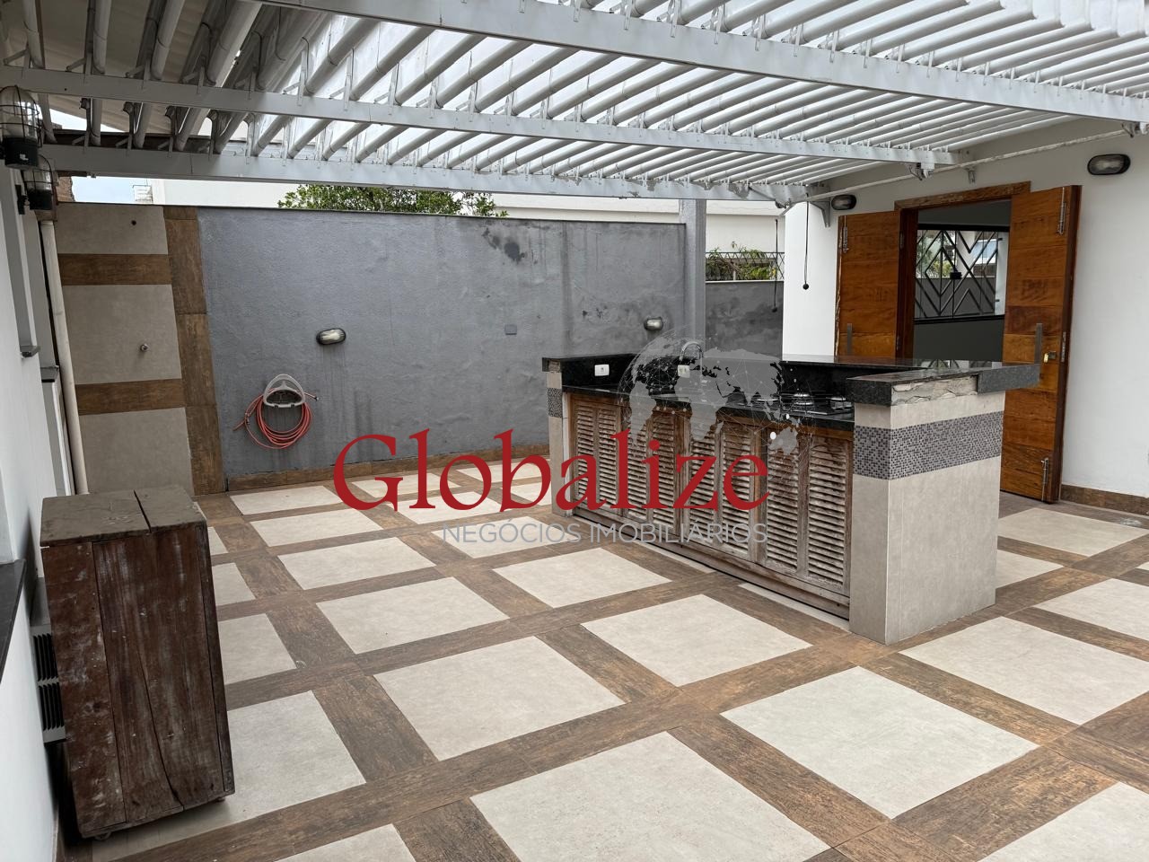 Casa, 4 quartos, 250 m² - Foto 1