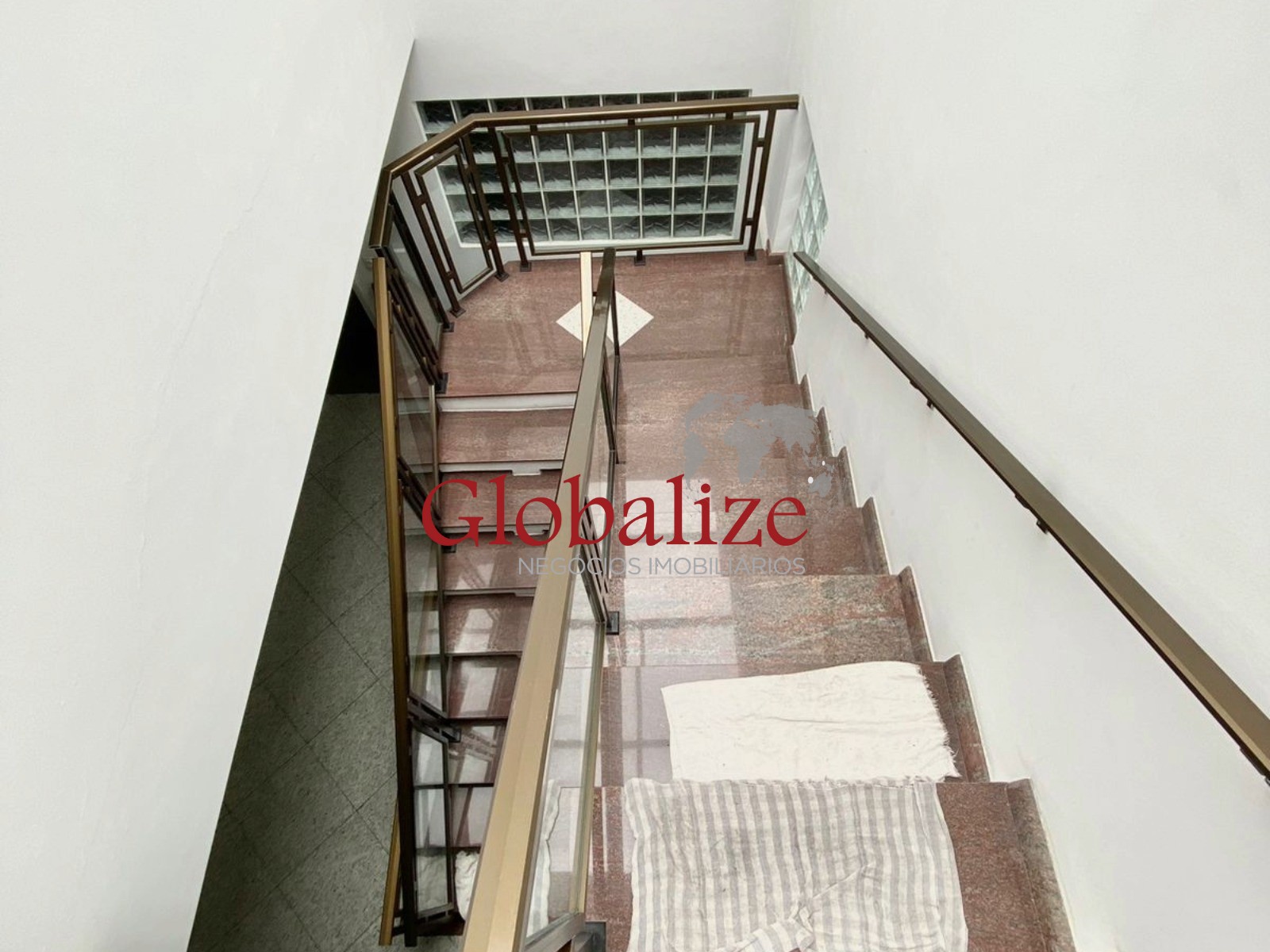 Casa, 3 quartos, 330 m² - Foto 3