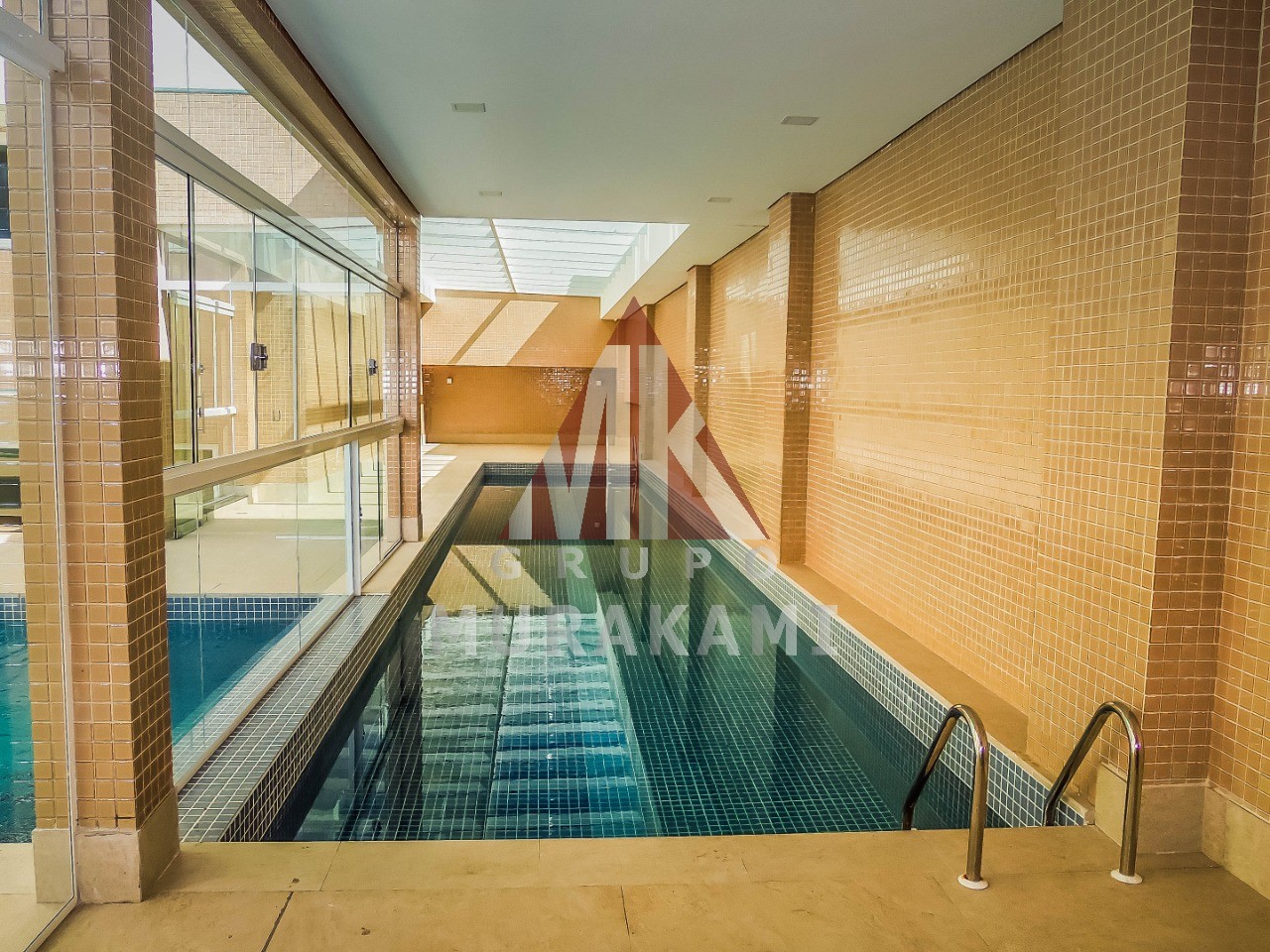 Apartamento à venda com 4 quartos, 238m² - Foto 9