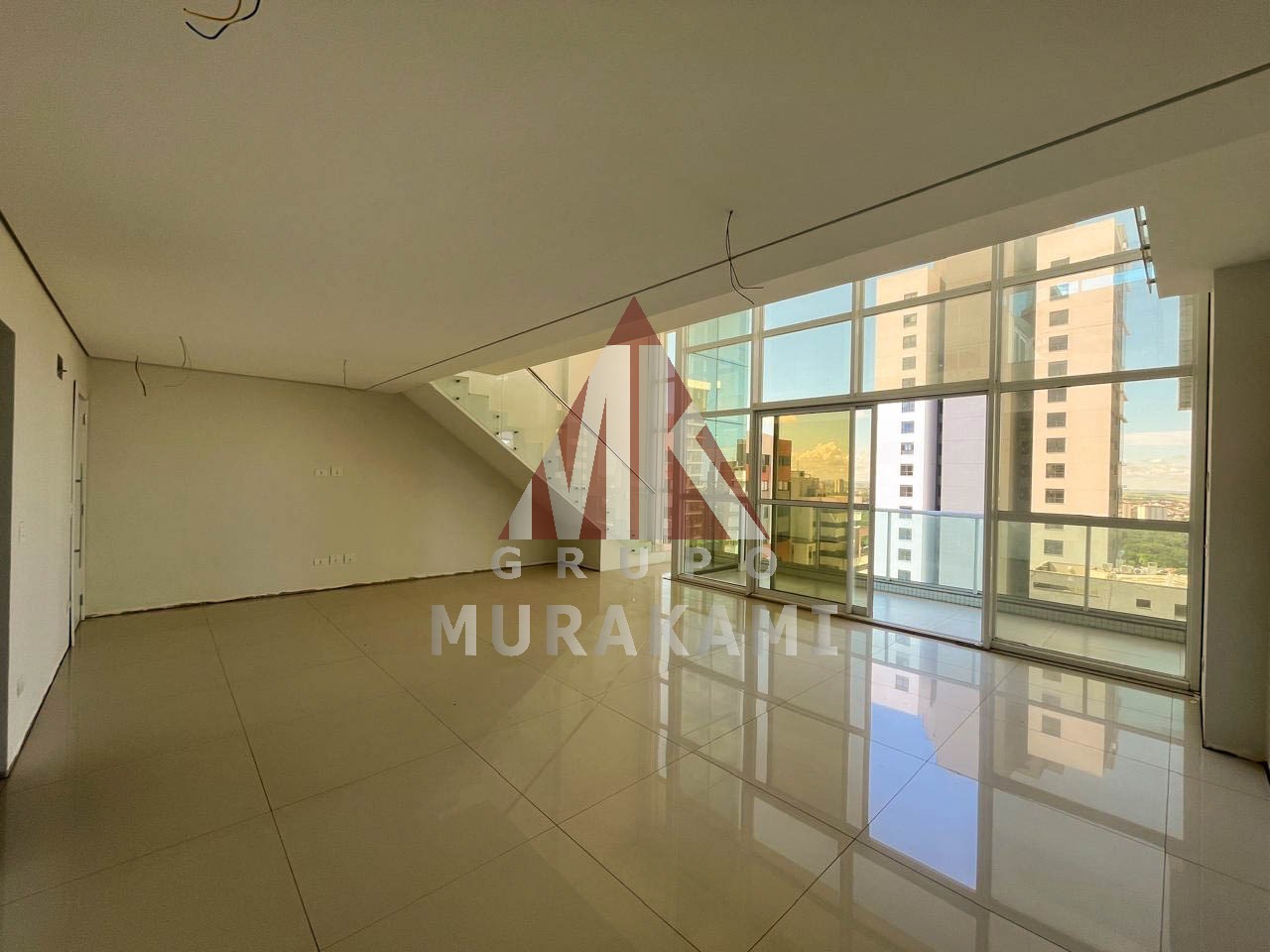 Apartamento à venda com 4 quartos, 329m² - Foto 4