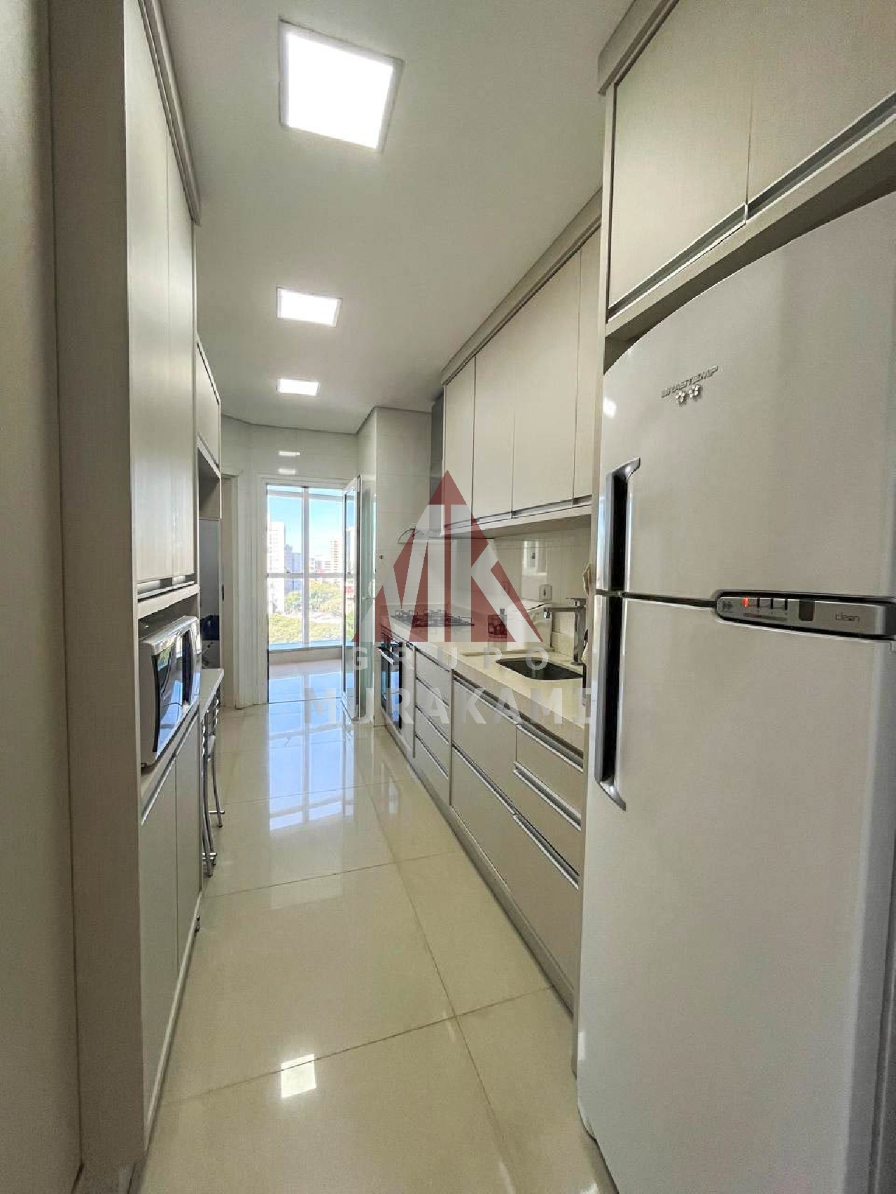 Apartamento à venda com 3 quartos, 137m² - Foto 26