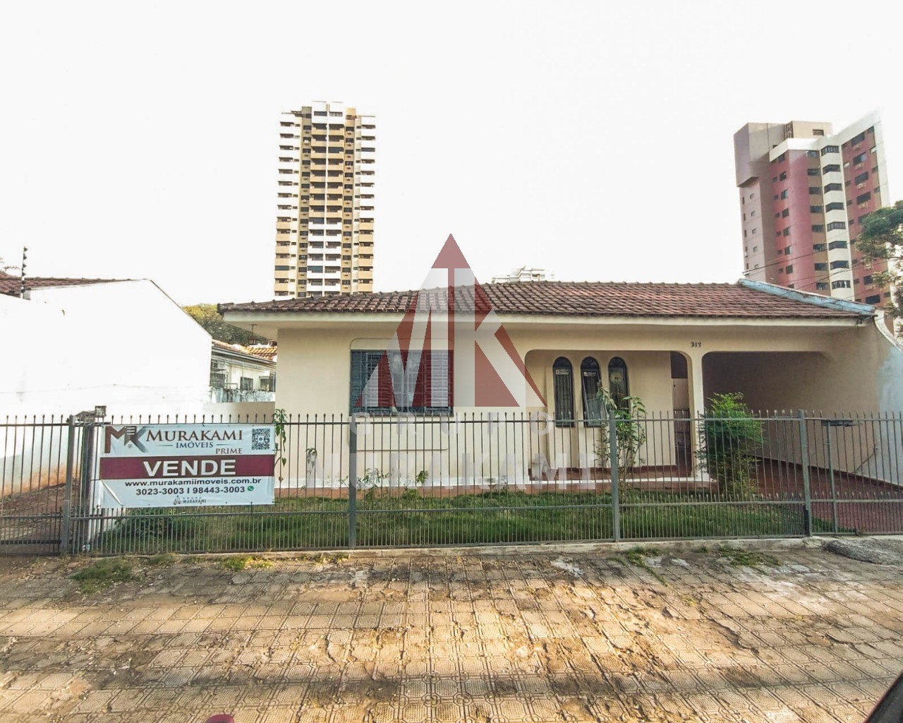 Casa à venda com 3 quartos - Foto 1