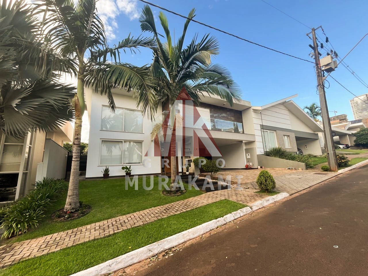 Casa de Condomínio à venda com 3 quartos, 450m² - Foto 1