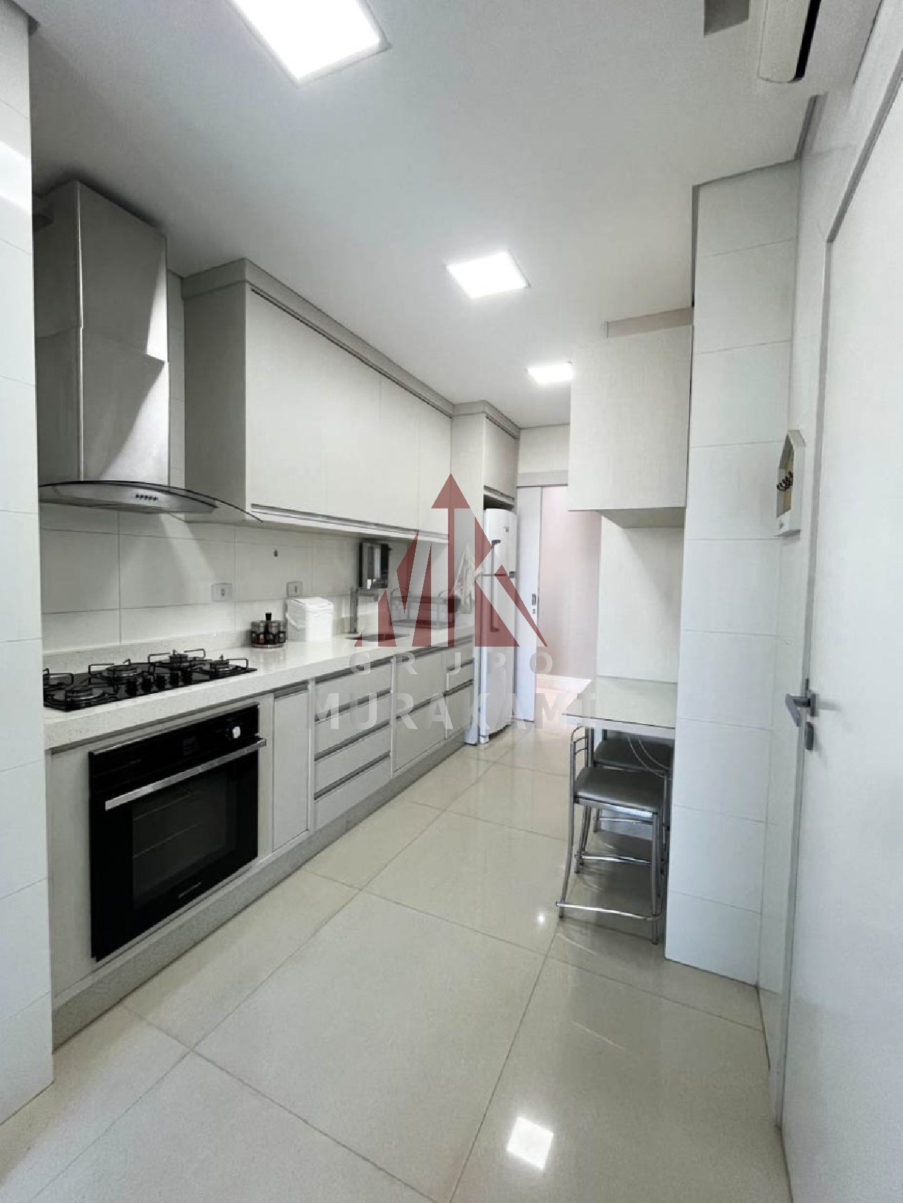 Apartamento à venda com 3 quartos, 137m² - Foto 27