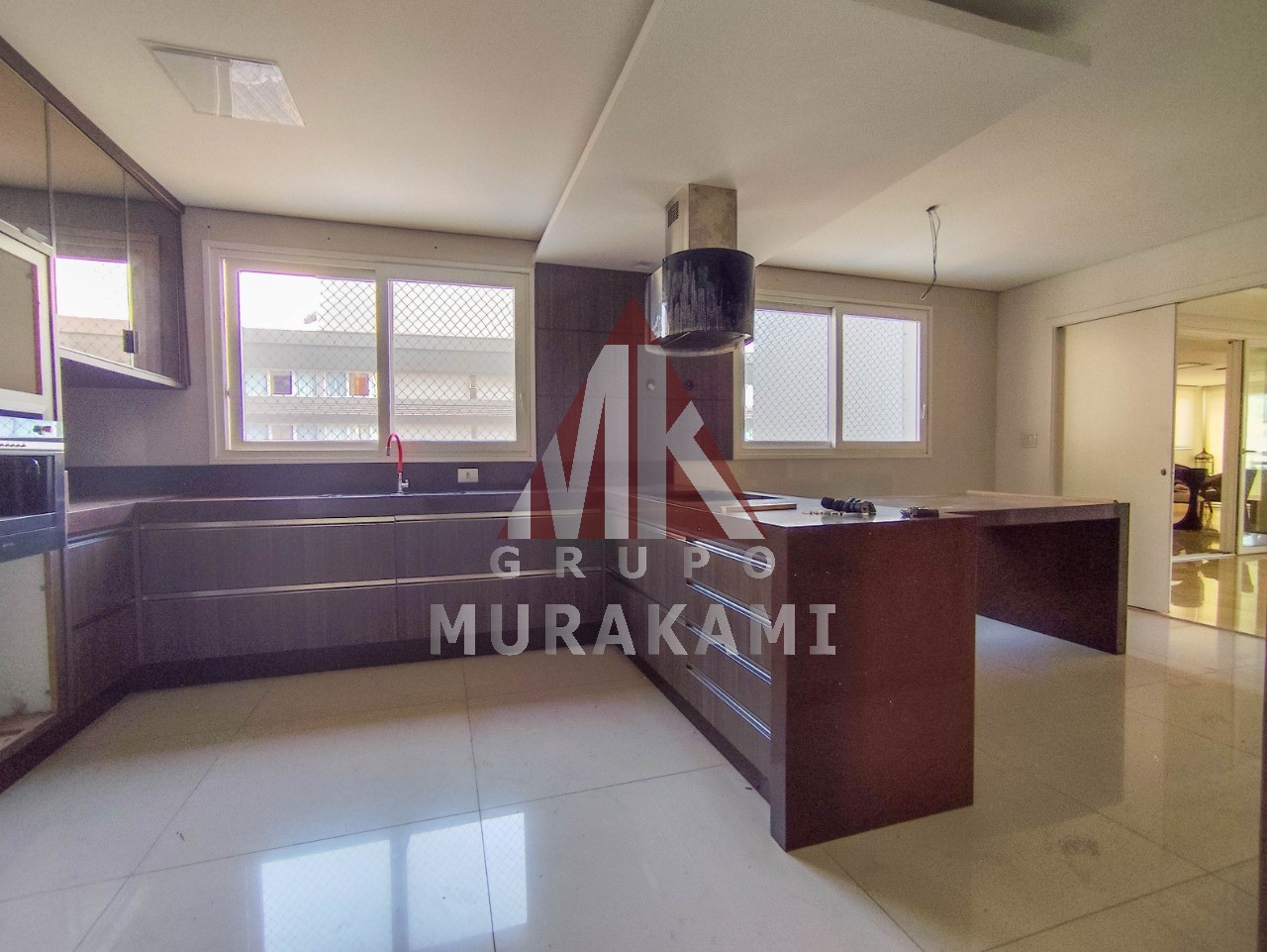 Apartamento à venda com 3 quartos, 341m² - Foto 33
