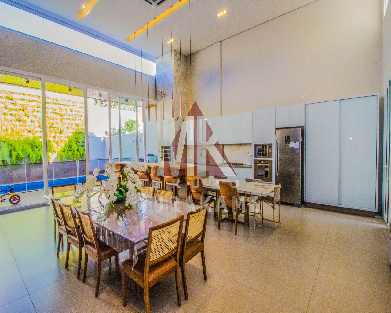 Casa de Condomínio à venda com 4 quartos, 317m² - Foto 10