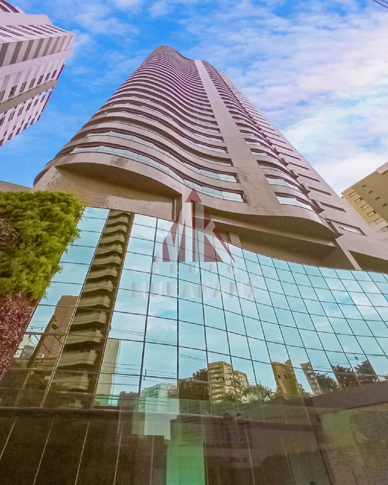 Apartamento para alugar com 4 quartos, 220m² - Foto 2