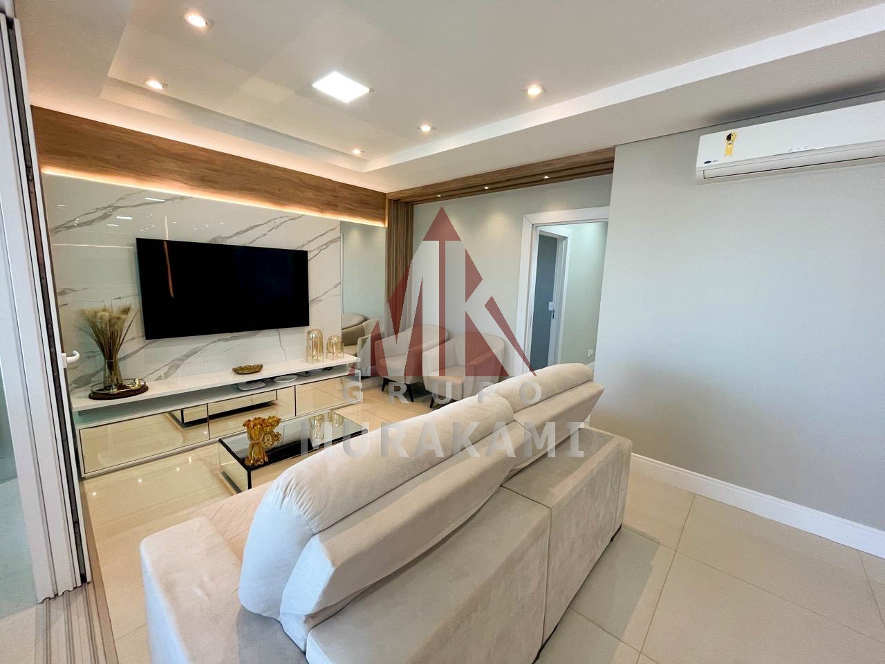 Apartamento à venda com 3 quartos, 137m² - Foto 3
