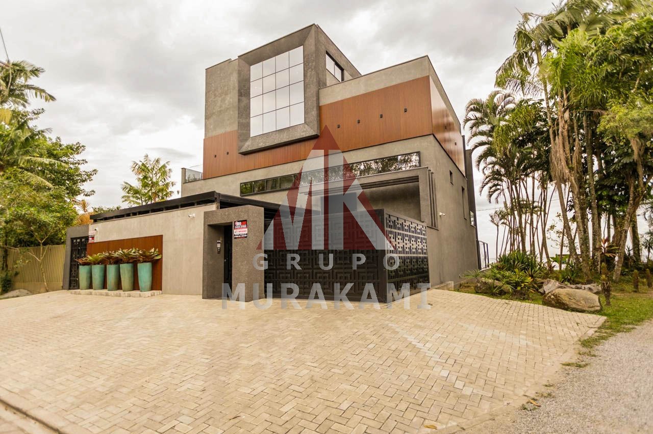 Sobrado à venda com 6 quartos - Foto 1
