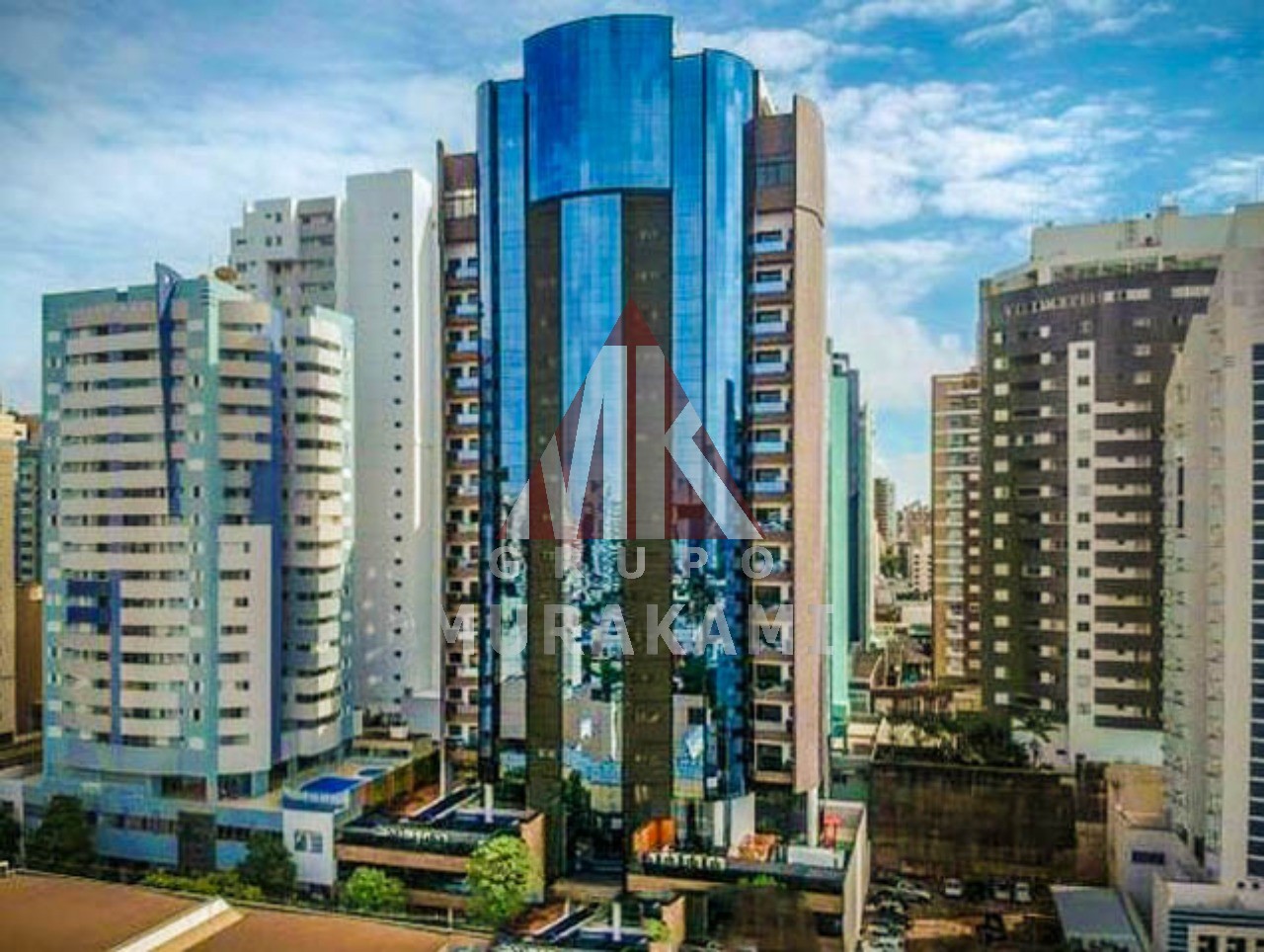 Apartamento à venda com 4 quartos, 264m² - Foto 1