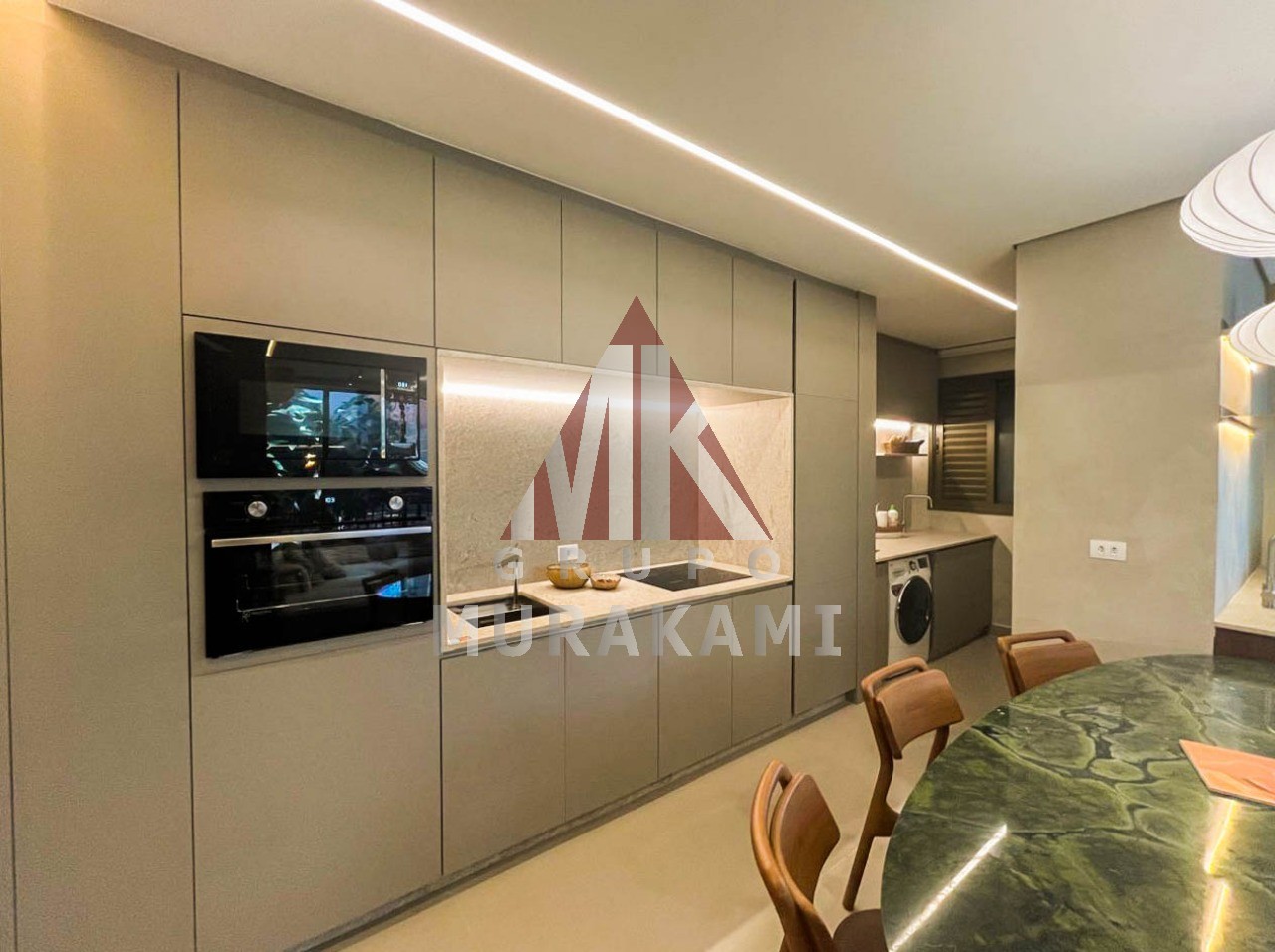 Apartamento à venda com 3 quartos, 107m² - Foto 9