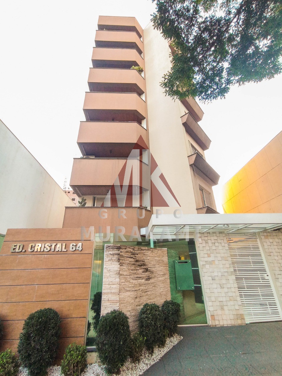 Apartamento à venda com 3 quartos, 136m² - Foto 1
