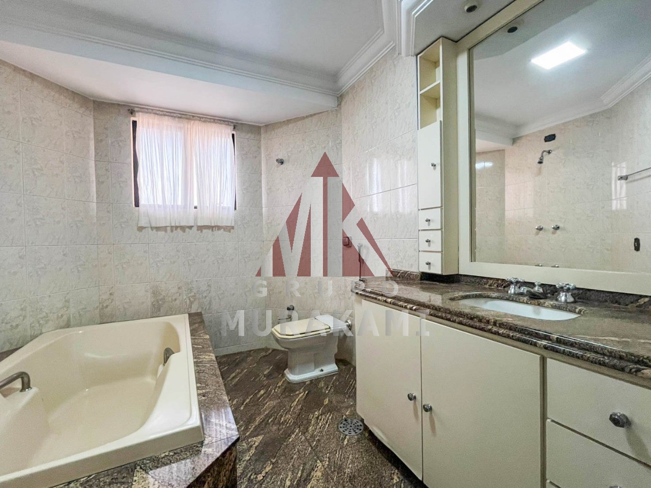 Apartamento à venda com 3 quartos, 189m² - Foto 26