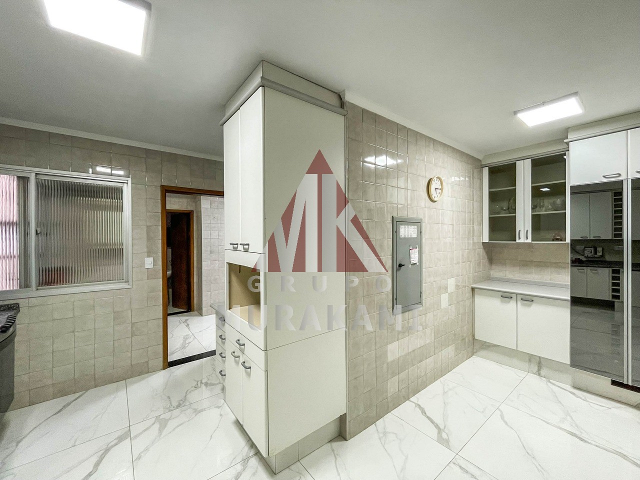 Apartamento para alugar com 3 quartos, 162m² - Foto 13