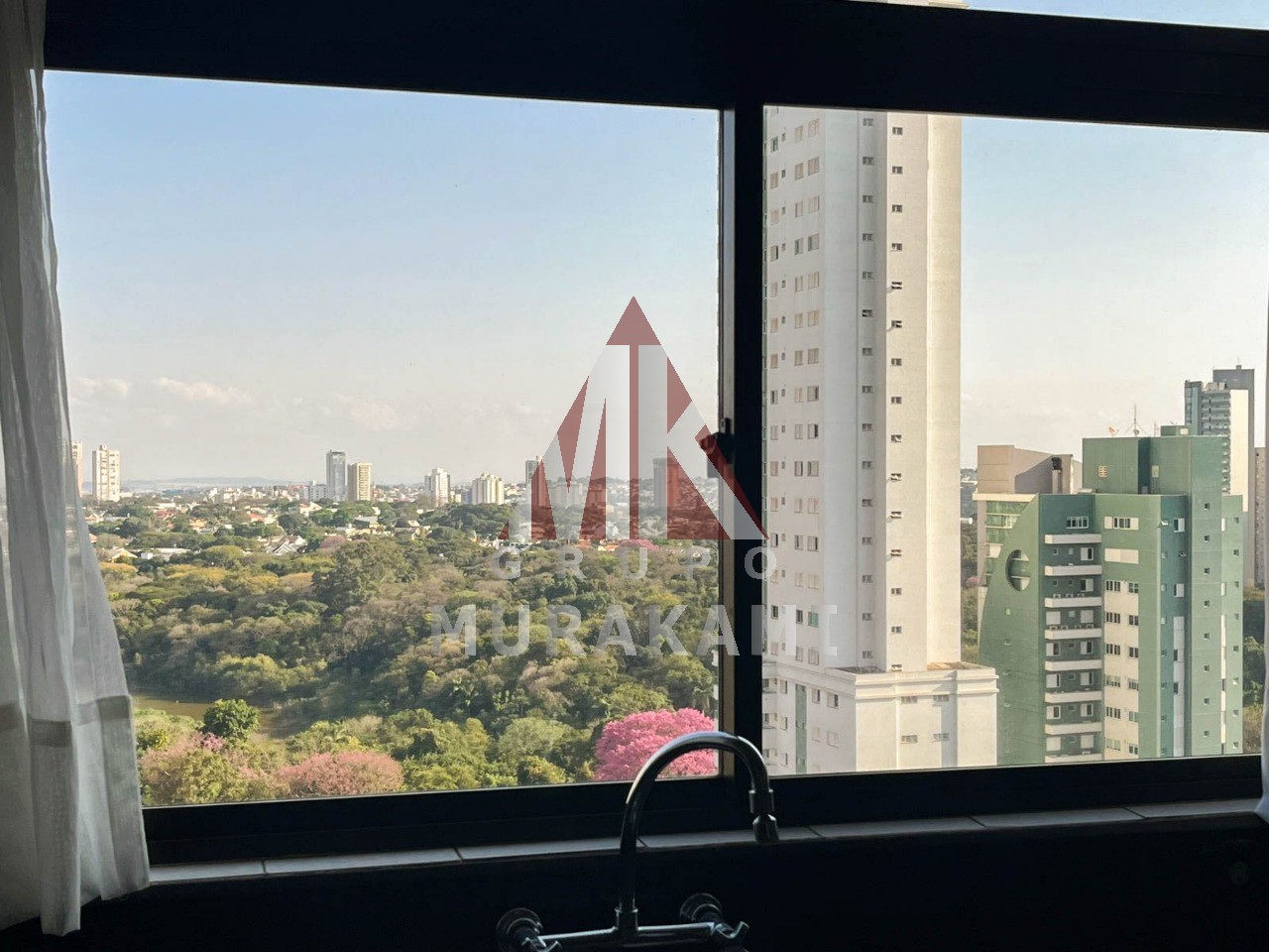 Apartamento à venda com 3 quartos, 189m² - Foto 18