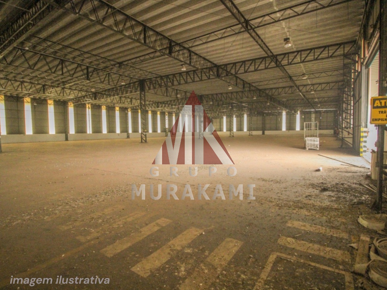 Depósito-Galpão-Armazém para alugar, 1600m² - Foto 4
