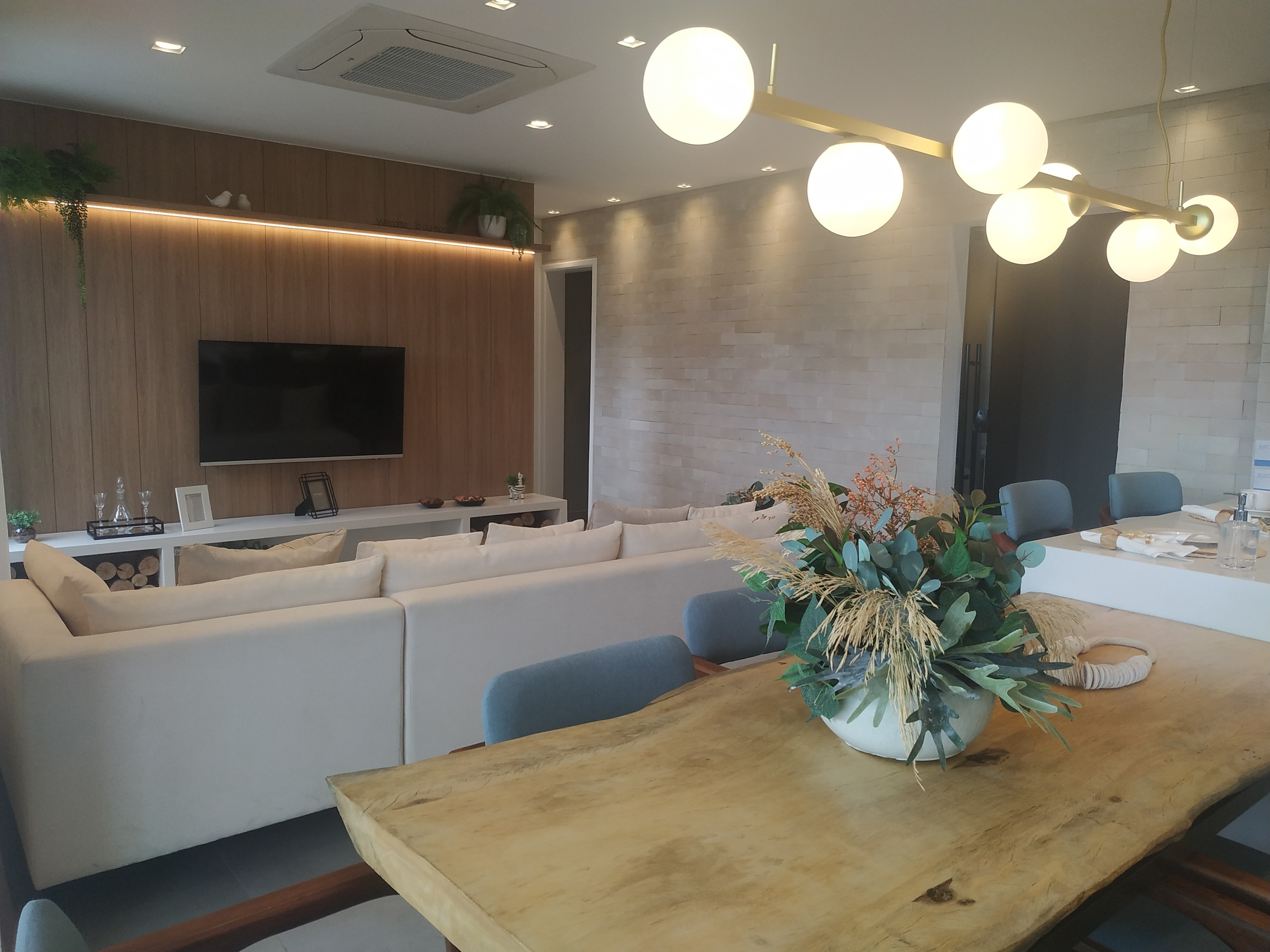 Apartamento para venda em Osasco-SP, Vila Yara: 3 quartos, 2 suítes, 2 salas, 2 vagas, 75m² de área.