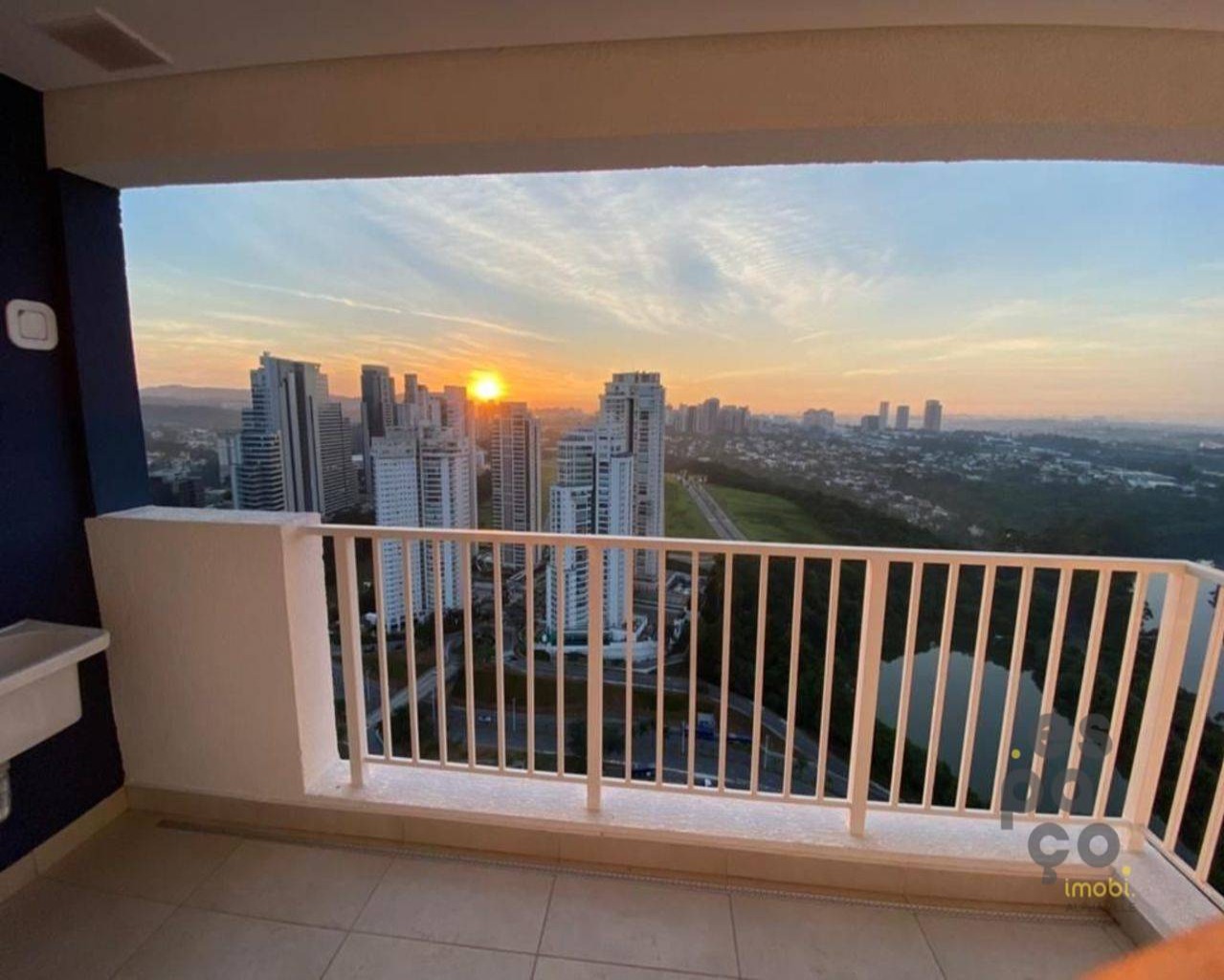 Apartamento à venda em Barueri-SP, no Alphaville Empresarial: 2 quartos, 1 suíte, 3 salas, 1 banheiro, 2 vagas, 55m².