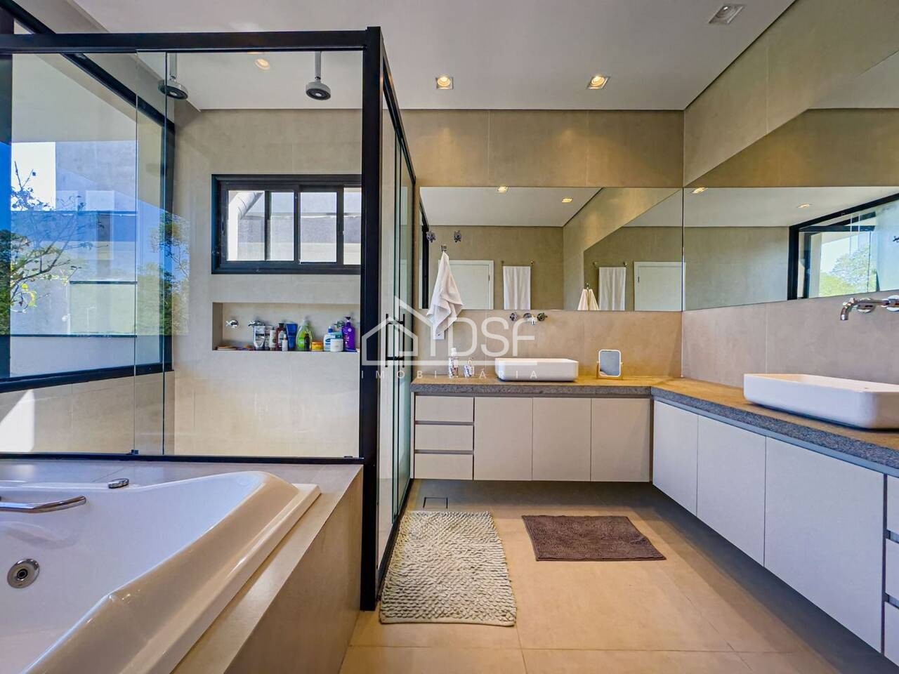 Casa residencial em santana de parnaíba - sp, alphaville