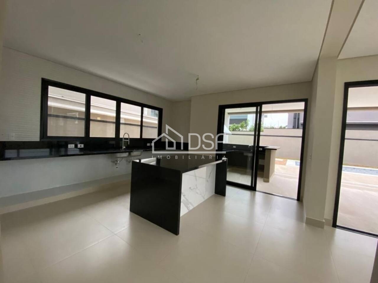 Casa residencial em santana de parnaíba - sp, alphaville