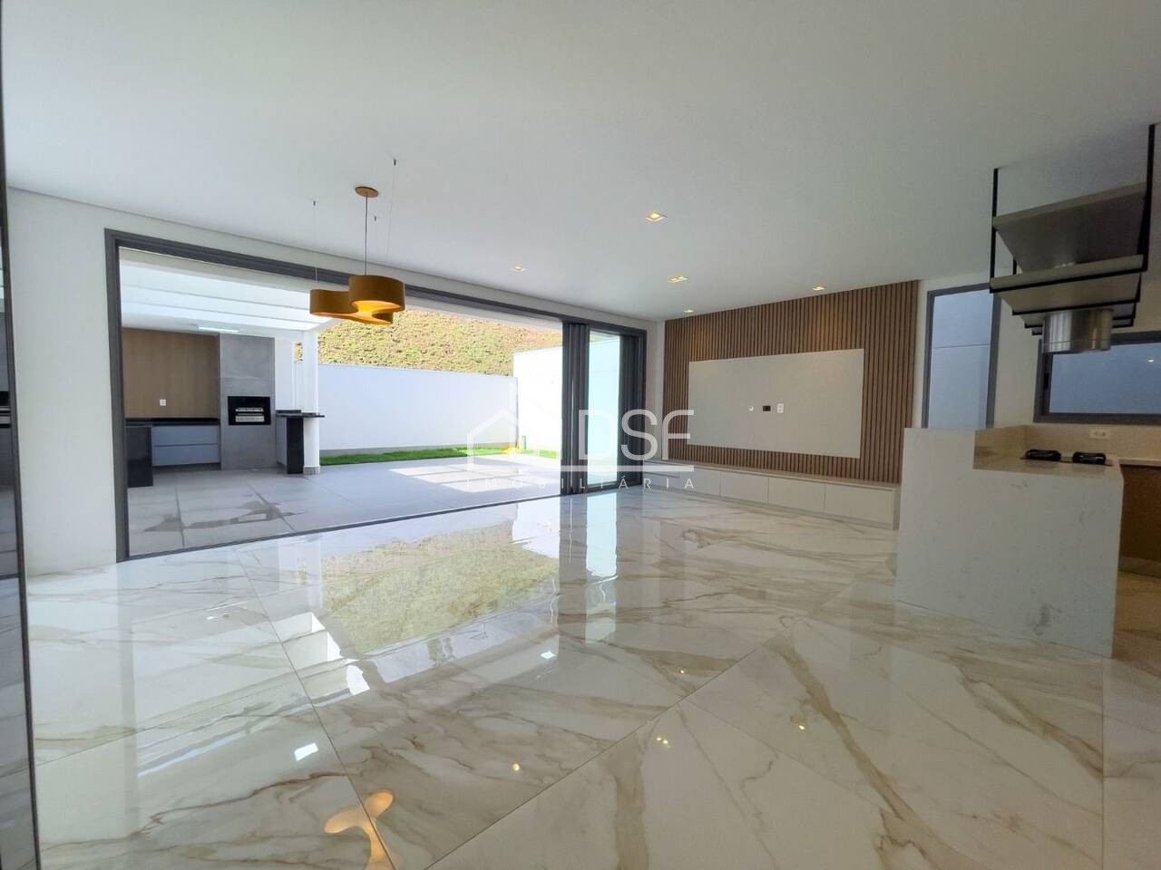 Casa residencial em santana de parnaíba - sp, tamboré