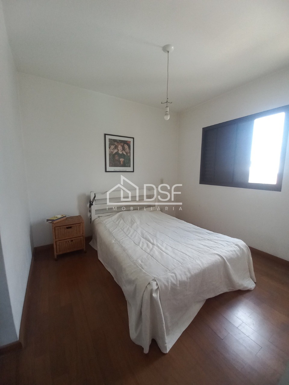 Apto à venda Moema/Pássaros : 3 quartos, suíte, 2 salas, 4 banheiros, 2 vagas de garagem, 95m².