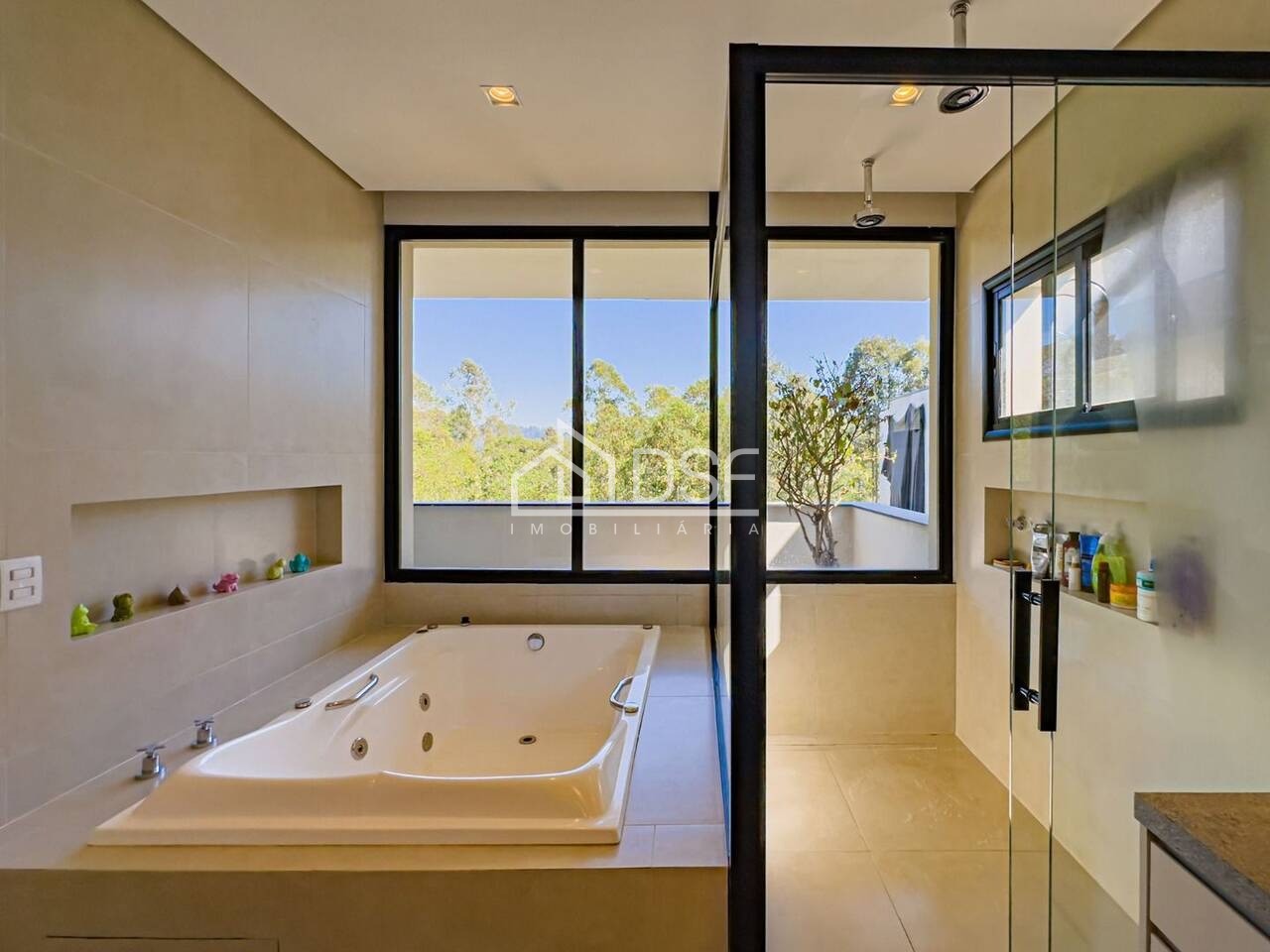 Casa residencial em santana de parnaíba - sp, alphaville