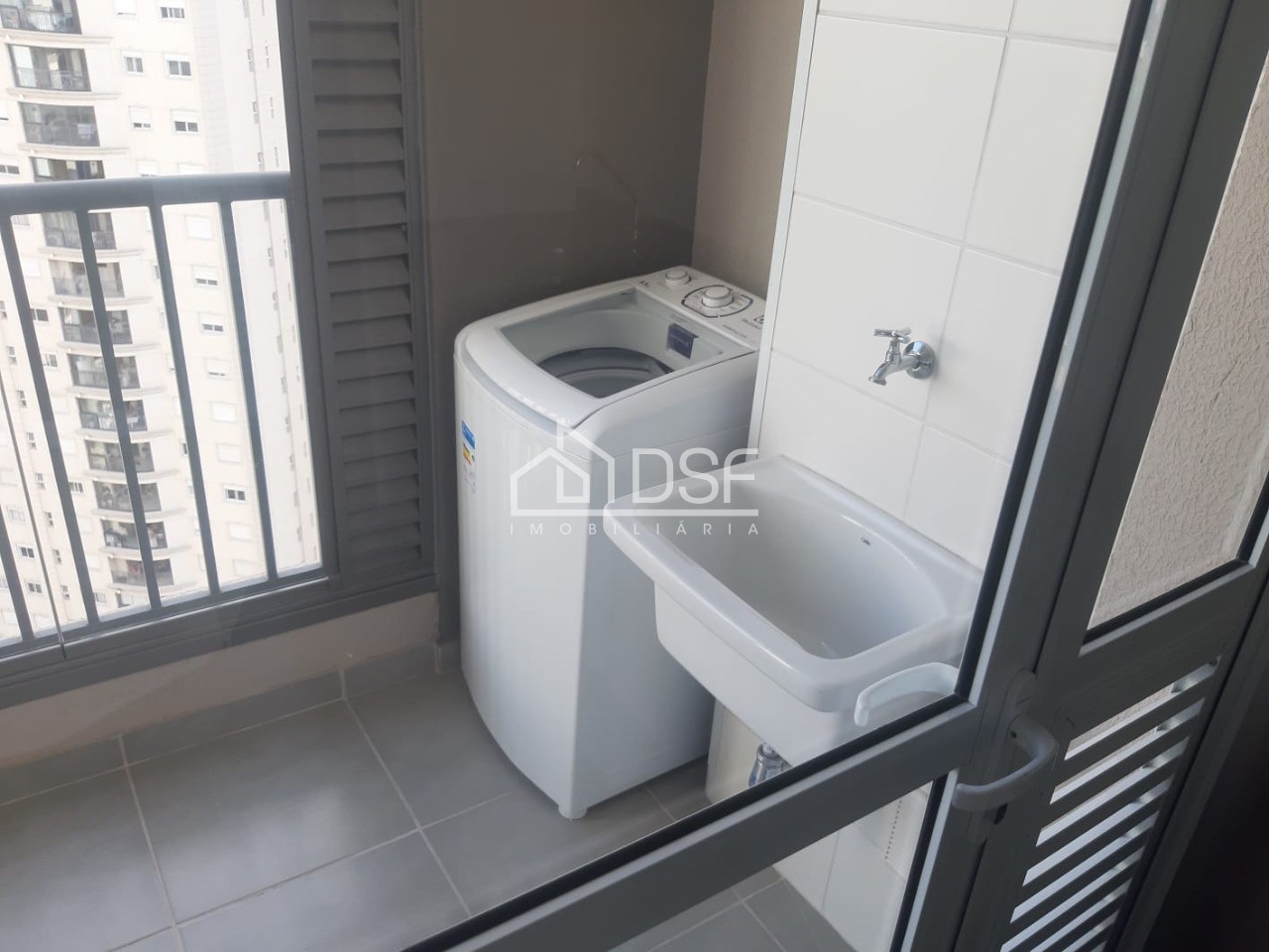 Imperdível! Apartamento à venda em Alphaville Empresarial, Barueri-SP. 2 quartos, 2 salas, 1 vaga, 52m².