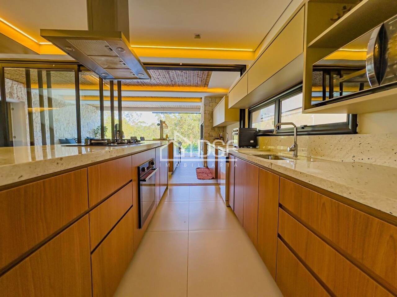 Casa residencial em santana de parnaíba - sp, alphaville