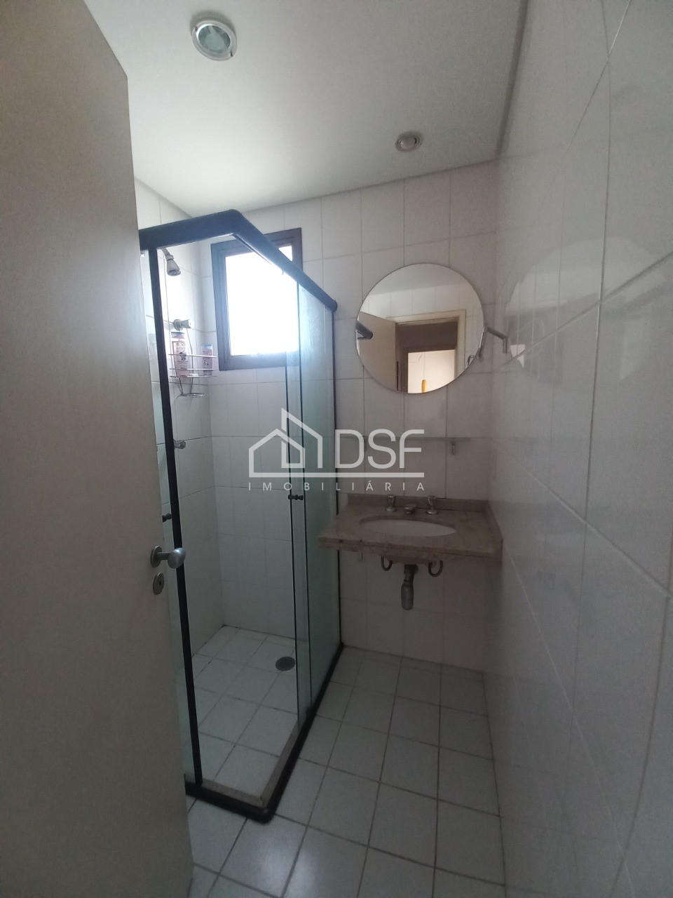 Apto à venda Moema/Pássaros : 3 quartos, suíte, 2 salas, 4 banheiros, 2 vagas de garagem, 95m².